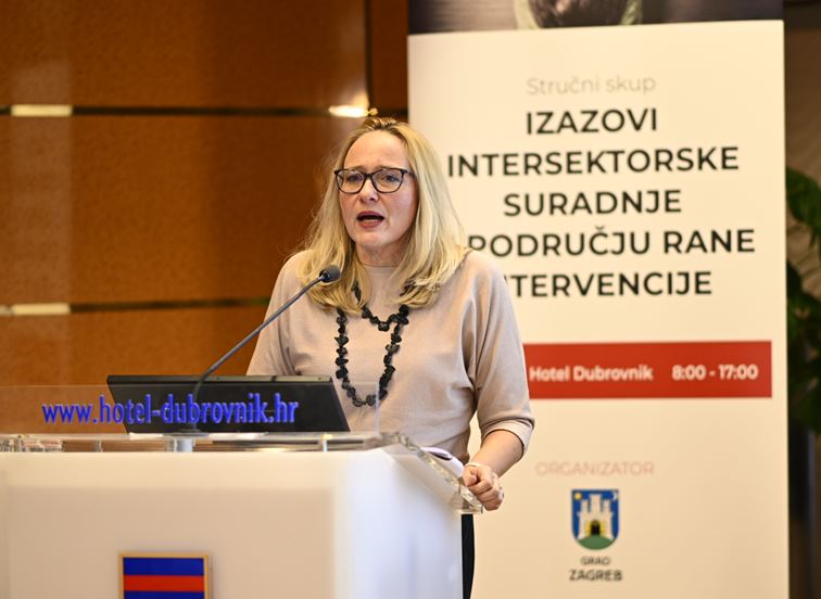 Pročelnica Vidović održala izlaganje o podršci obiteljima i ranom razvoju djece u Zagrebu