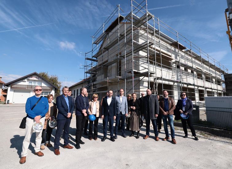 Gradonačelnik obišao radove na izgradnji ambulante u Odri